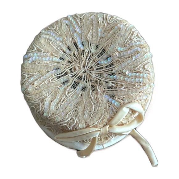 Vtg 1950s Evelyn Varon Sequin Lace Cocktail Hat Fascinator Cap Beige Pancake - Picture 3 of 12